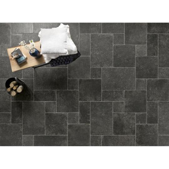 mediterran fekete sotet burkolat vegyes meretu terasz csempe padlolap jarokap nappali konyha terasz vintage kohatasu rusztikus szelu fagyallo isla ceramica.jpg